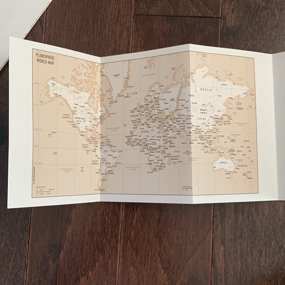 Louis Vuitton Boxes And Miscellaneous - Picture 10 of 13